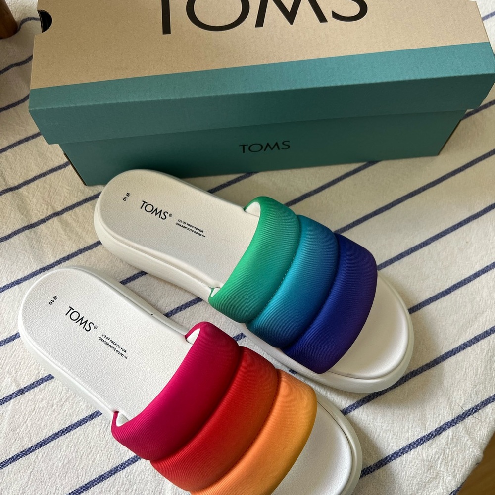 Tom’s Rainbow Slides - 10